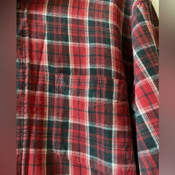 American Eagle Flannel Shirt Plaid Red & Dk Grey Buffalo Cotton Button Mens M - Picture 3 of 5